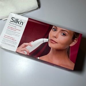 Silk'n Dermabrasion Device